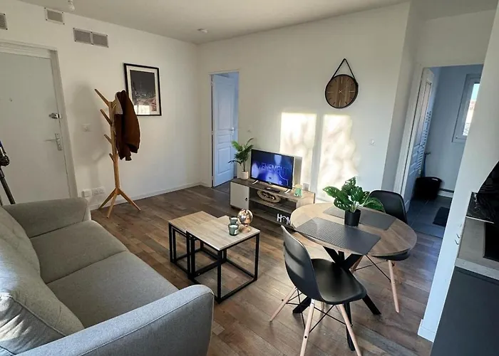 Le 77! Type 2 Апартаменты Шалон-ан-Шампань